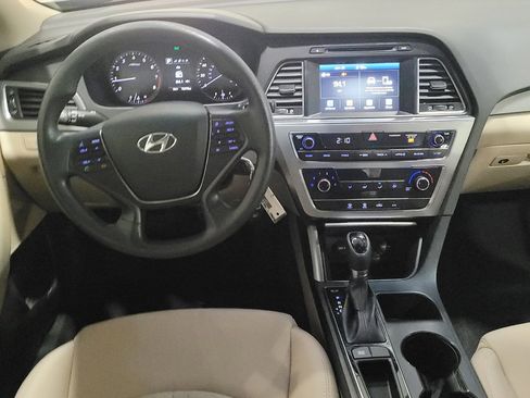 Used 2016 Hyundai Sonata SE image 22