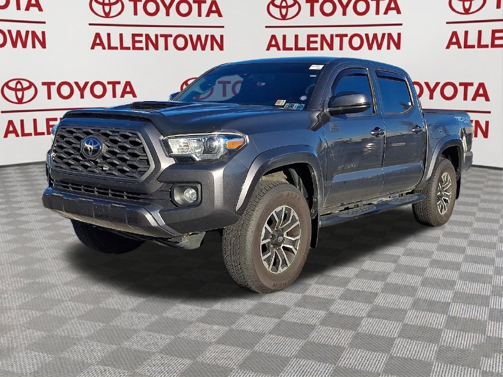 Used 2021 Toyota Tacoma TRD Sport w/ Technology Package AWD/4WD image 3