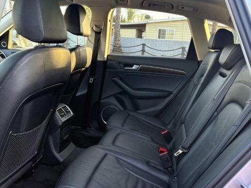 Used 2016 Audi Q5 2.0T Premium Plus w/ Technology Package image 13