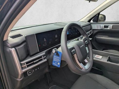 New 2026 Hyundai Santa Fe SE image 3