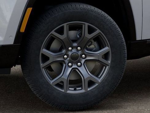 New 2026 Jeep Grand Wagoneer Limited AWD/4WD image 8