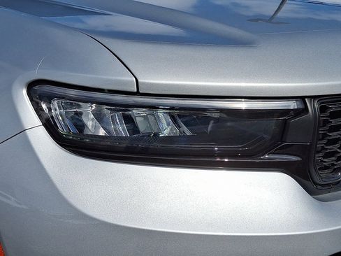 New 2025 Jeep Grand Cherokee L Altitude image 10