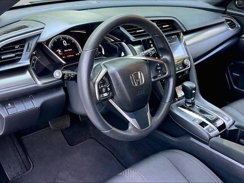 Used 2018 Honda Civic EX image 17