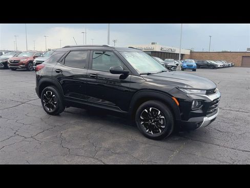Certified 2023 Chevrolet TrailBlazer LT w/ Convenience Package FWD image 2
