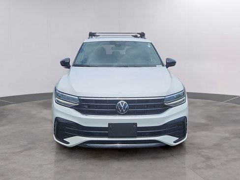 Used 2024 Volkswagen Tiguan SE R-Line AWD/4WD image 2