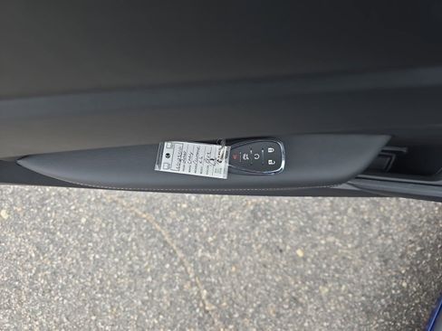 Used 2022 Chevrolet Camaro LT w/ RS Package image 36