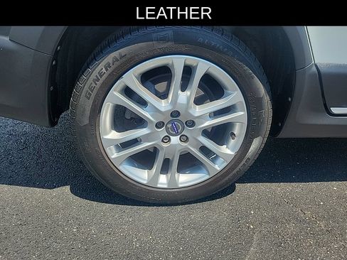 Used 2016 Volvo XC70 T5 Premier AWD/4WD image 5