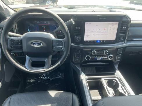 New 2025 Ford F350 Lariat w/ Lariat Ultimate Package AWD/4WD image 4