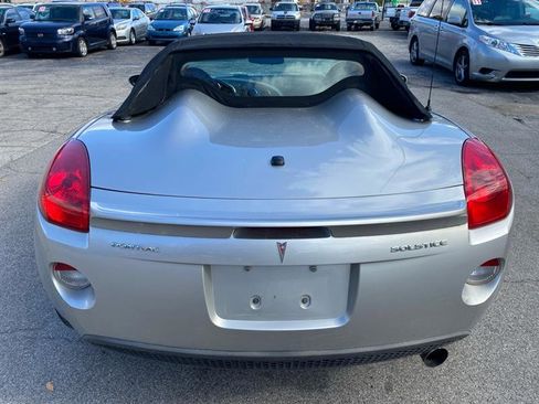 Used 2007 Pontiac Solstice Convertible w/ Premium Package image 3