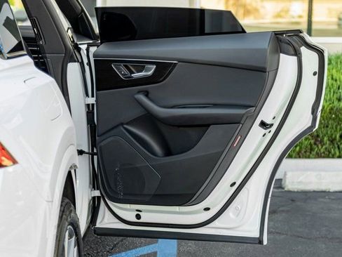 Used 2020 Audi Q8 Premium w/ Black Optic Package image 24