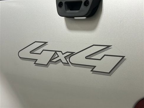 Used 2004 Ford F150 XLT image 29