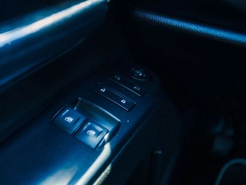 Used 2018 GMC Sierra 1500 2WD Regular Cab image 17