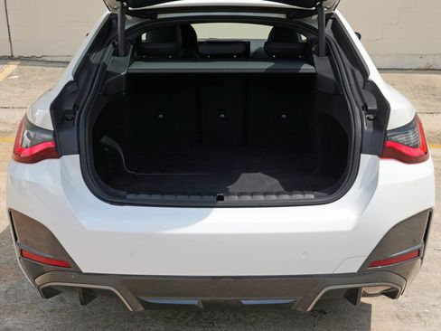 Used 2023 BMW i4 eDrive40 w/ M Sport Package RWD image 10