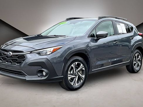 Used 2024 Subaru Crosstrek 2.0i Premium AWD/4WD image 3
