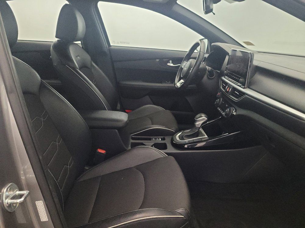 Used 2023 Kia Forte GT-Line w/ GT-Line Premium Package FWD image 21