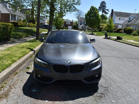 Used 2018 BMW 230i Convertible RWD image 10