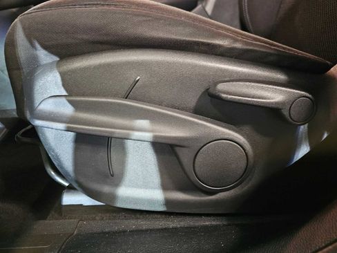 Used 2020 Jeep Cherokee Latitude image 26