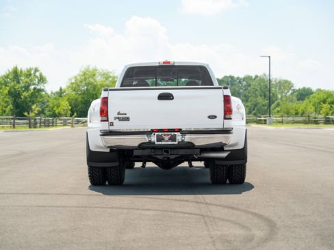 Used 2000 Ford F350 Lariat image 19