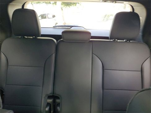 Certified 2026 Buick Enclave Preferred image 11