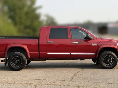 Used 2008 Dodge Ram 3500 Truck Laramie AWD/4WD image 9