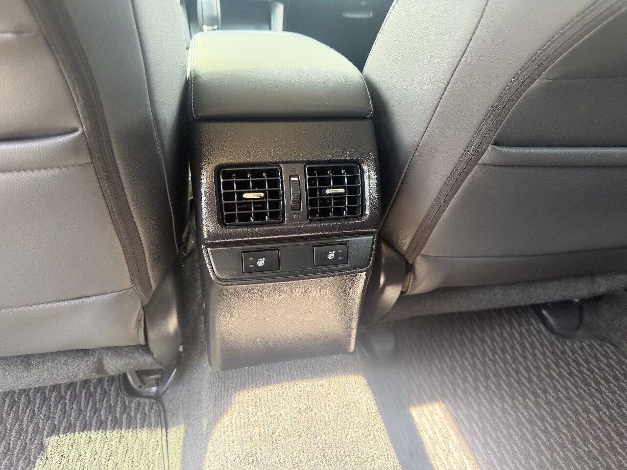 Used 2015 Subaru Outback 3.6R Limited AWD/4WD image 9
