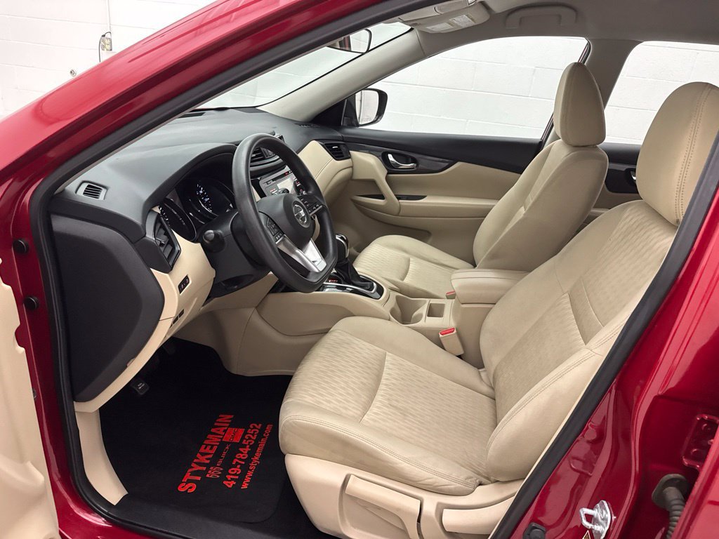 Used 2017 Nissan Rogue S FWD image 15