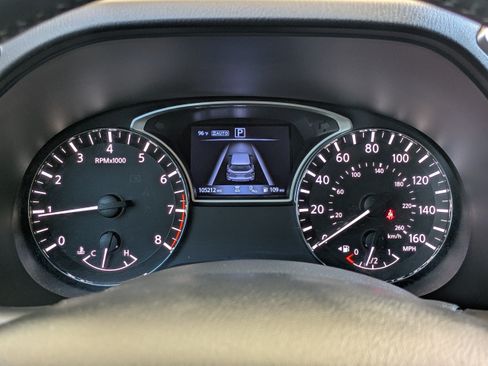 Used 2019 Nissan Pathfinder SL w/ SL Premium Package AWD/4WD image 31