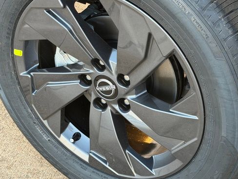 New 2026 Nissan Rogue SV image 21