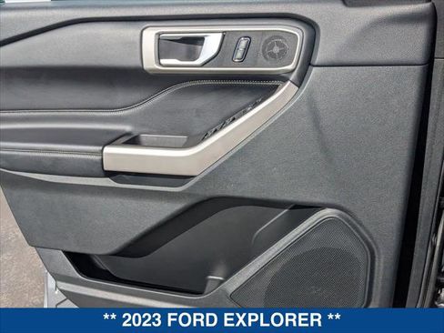 Certified 2023 Ford Explorer XLT w/ Equipment Group 202A image 10