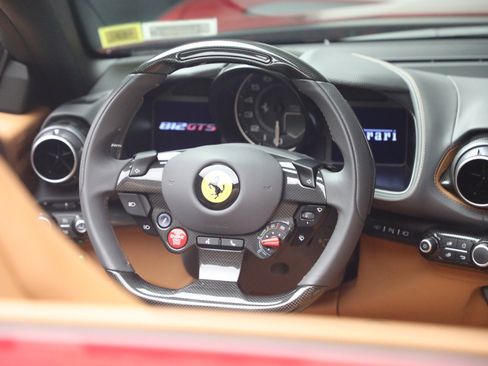Certified 2023 Ferrari 812 GTS RWD image 19