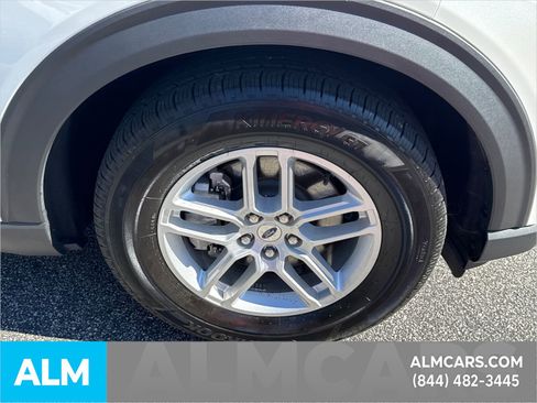 Used 2025 Ford Explorer Active image 15