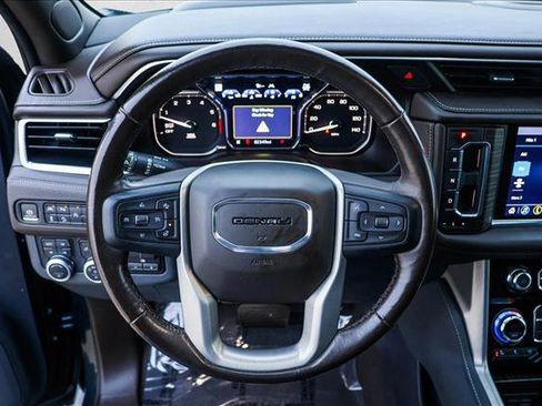 Used 2021 GMC Yukon Denali w/ Denali Ultimate Package image 14