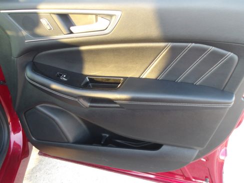 Used 2018 Ford Edge Sport w/ Equipment Group 401A image 9