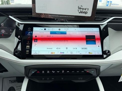 New 2026 Jeep Cherokee Limited AWD/4WD image 15