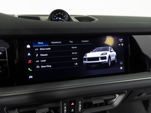 New 2026 Porsche Cayenne S image 28