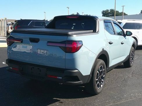 Certified 2024 Hyundai Santa Cruz SE image 4