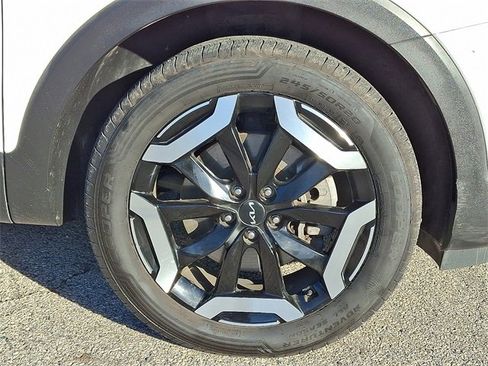 Used 2023 Kia Telluride S w/ S Sunroof Package image 8