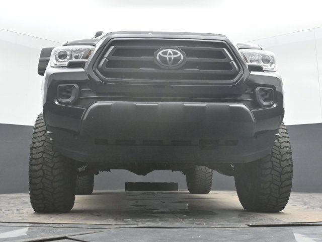 Used 2021 Toyota Tacoma SR AWD/4WD image 40