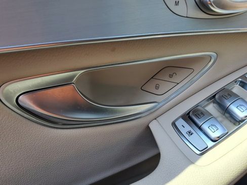 Used 2021 Mercedes-Benz GLC 300 GLC 300 SUV image 15