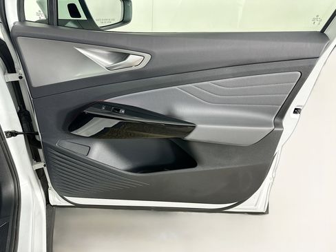 Used 2023 Volkswagen ID.4 Pro S image 33