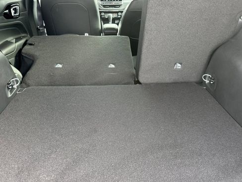 New 2026 Jeep Compass Limited image 18