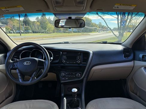 Used 2011 Kia Optima LX image 13