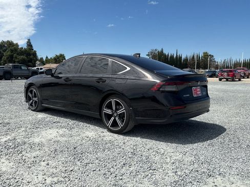 Used 2023 Honda Accord Sport image 7