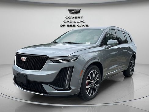 New 2025 Cadillac XT6 Sport w/ Technology Package image 4