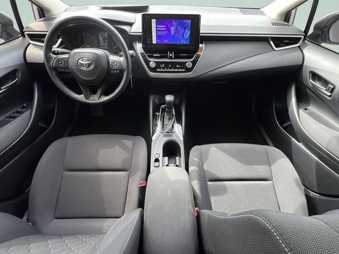 Used 2023 Toyota Corolla LE FWD image 10