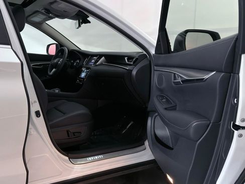 Used 2023 INFINITI QX50 Luxe AWD/4WD image 25