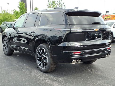 New 2026 Chevrolet Traverse High Country w/ LPO, Floor Liner Package AWD/4WD image 4
