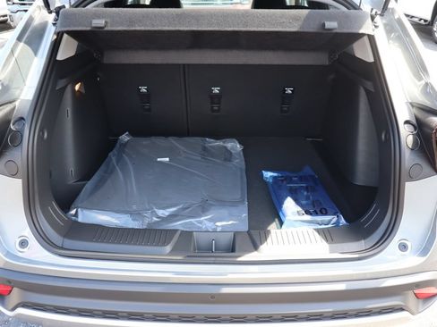 New 2026 Chevrolet Trax LT w/ Driver Confidence Package FWD image 22