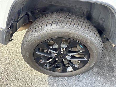 Used 2022 Jeep Wrangler Sahara w/ Cold Weather Group image 10