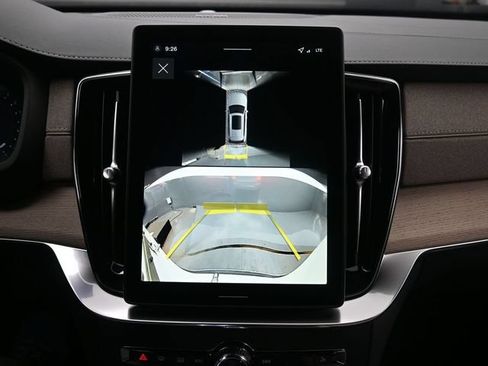 Certified 2026 Volvo XC90 B6 Ultra AWD/4WD image 12